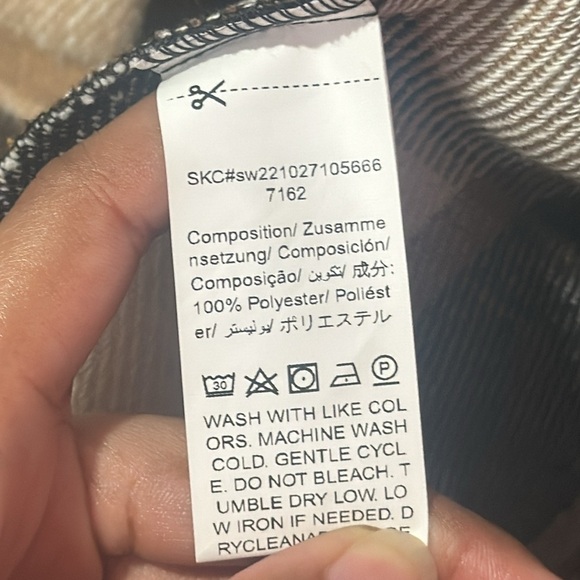 SHEIN Checked Waterfall Button Up Vest Coat Size Medium - Picture 4 of 5